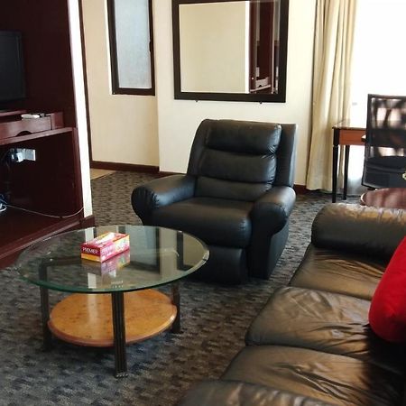 Best Service Suite At Times Square Kuala Lumpur Exterior photo
