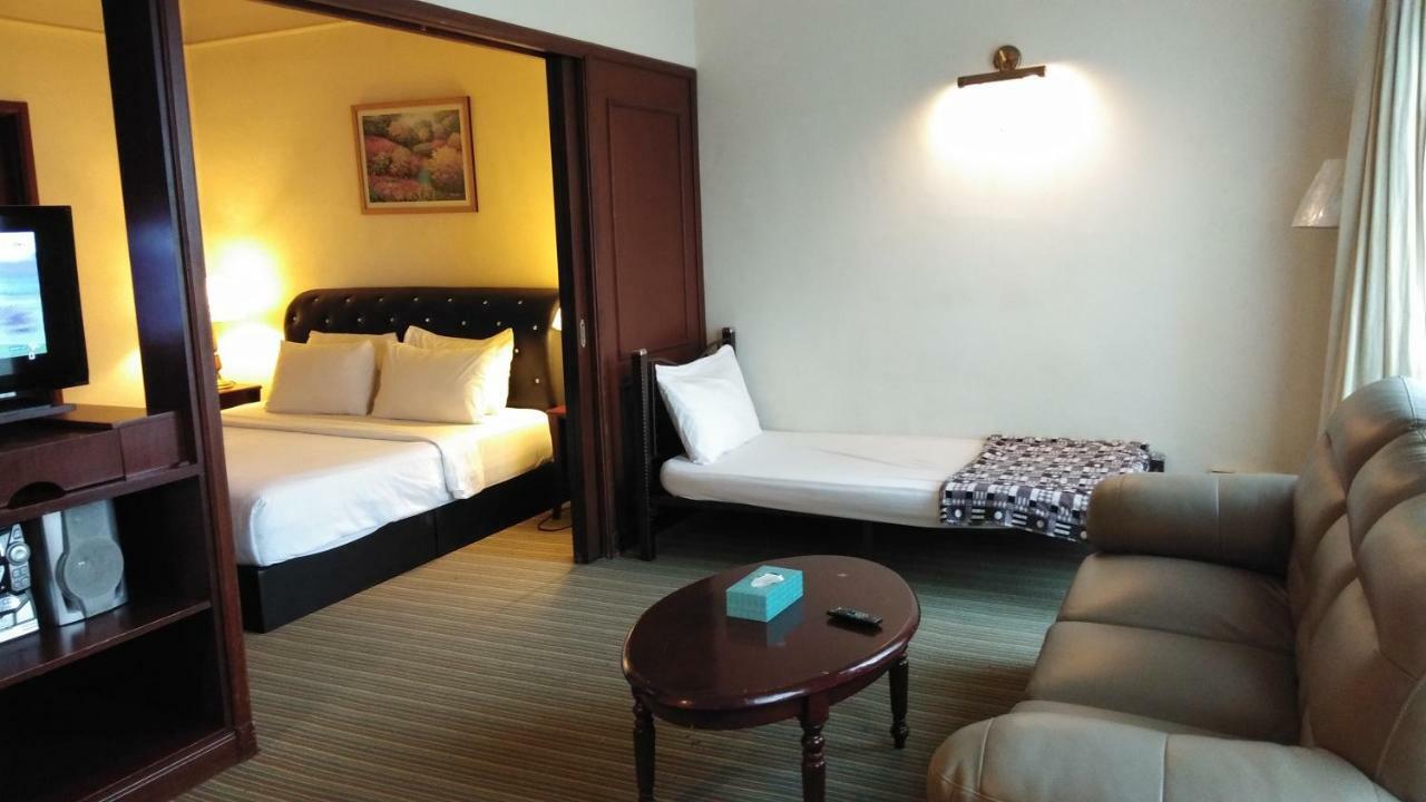 Best Service Suite At Times Square Kuala Lumpur Exterior photo